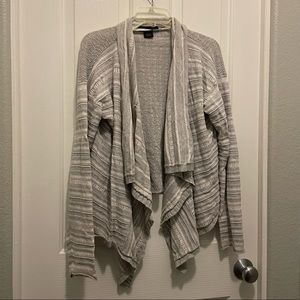 ❄️4/$15 Calvin Klein Jeans Grey Cardigan Size XL